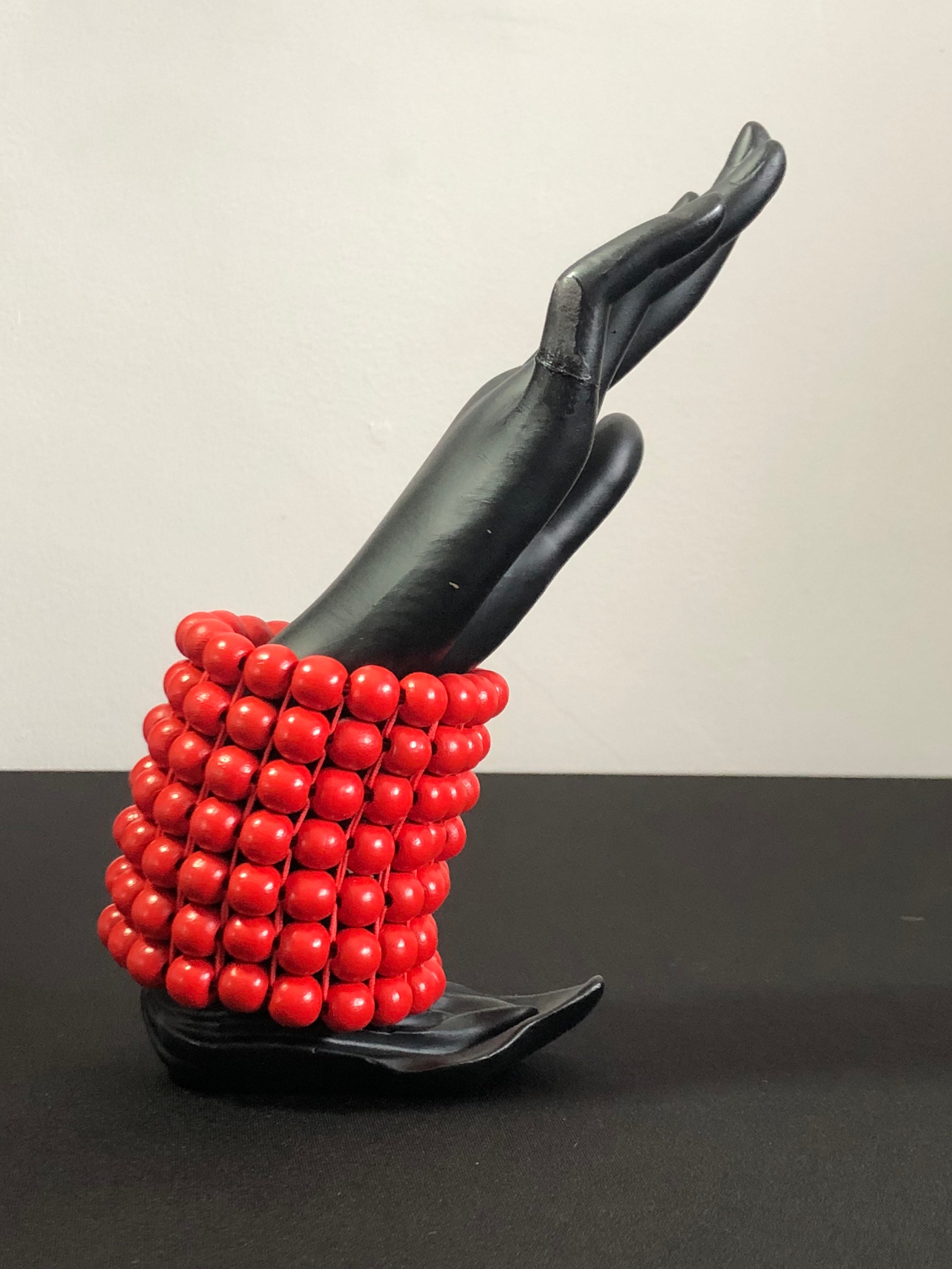 small vibrater 10 Sex Toys for All Genders and How to Use Them main image 1