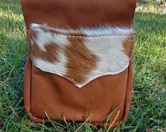 Cowhide ammo bag shotgun shooting pouch shotshell bag shell pouch shotgun sports accessory trapshooting sporting clays shooter gear skeet