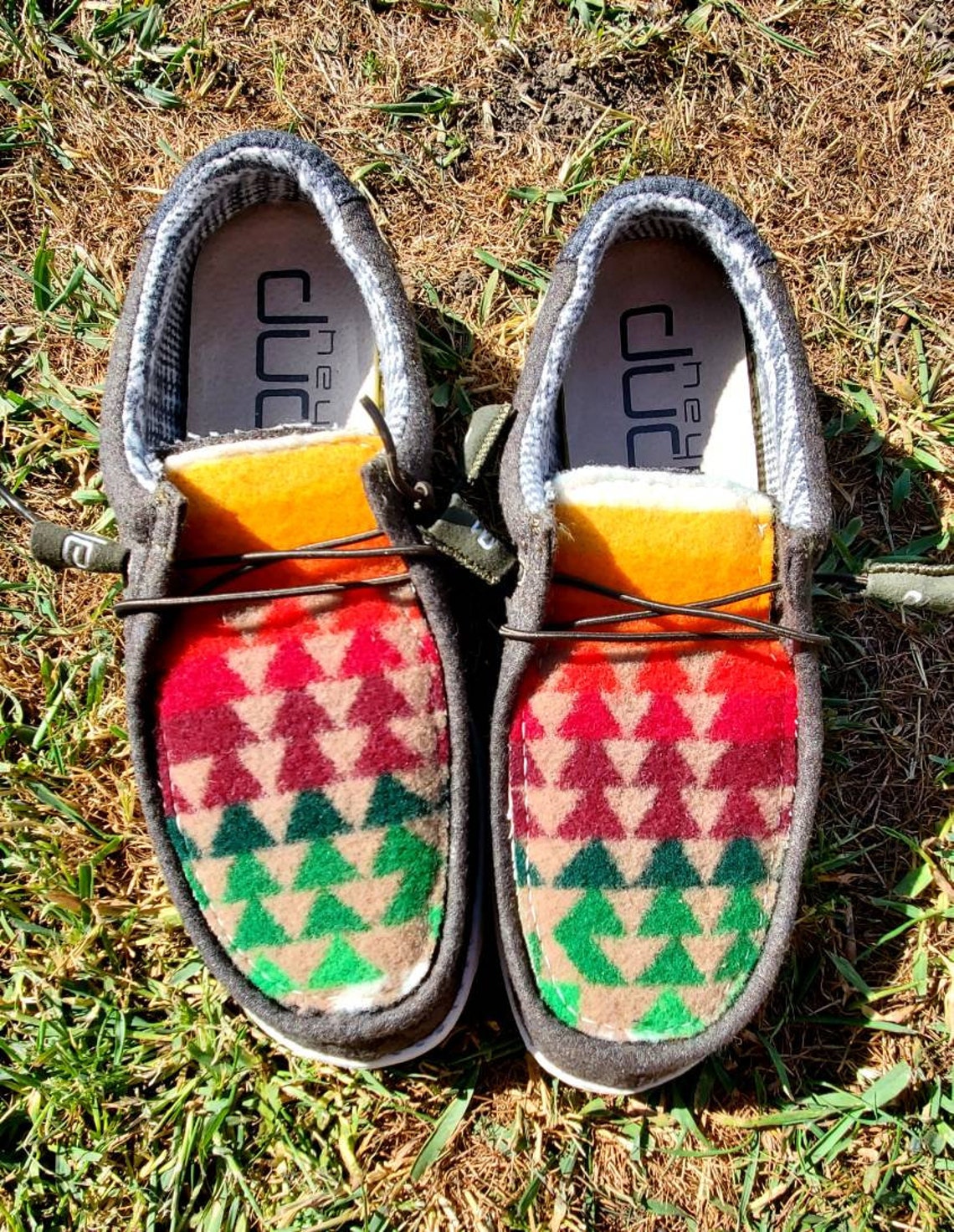 phone number to hey dude shoes