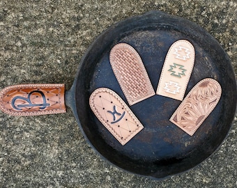 Cast iron pan handle holder cast iron skillet handle pot holder handle cover Dutch oven cooking hostess gift leather pan handle holder cook