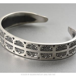 Viking bracelet from Gotland by Volundr