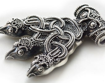 Volundr Viking raven pendant