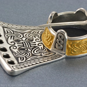 replica of Gotland brooche by Volundr