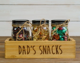 Engraved Fun "Dad's Snacks" Wooden Candy Bar Box w/ Mason Jars for Candy, Popcorn, Treats - Farmhouse Kitchen Storage