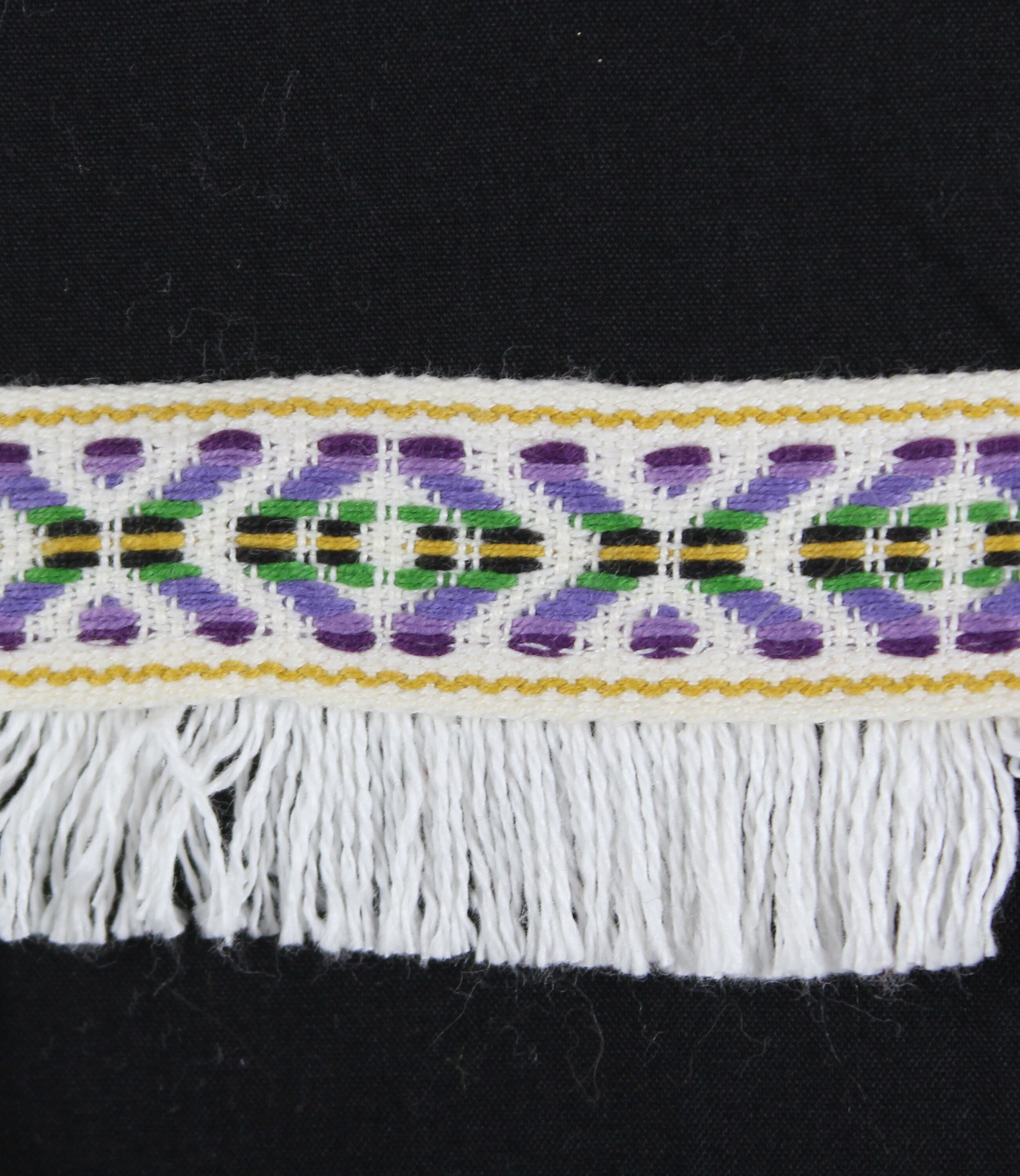 2 1/4 verges. Boho tissé 1 3/4" large frangée tresse lavande or vert sur un fond blanc de fond en 2 pièces lat009 2 1/4 3/4