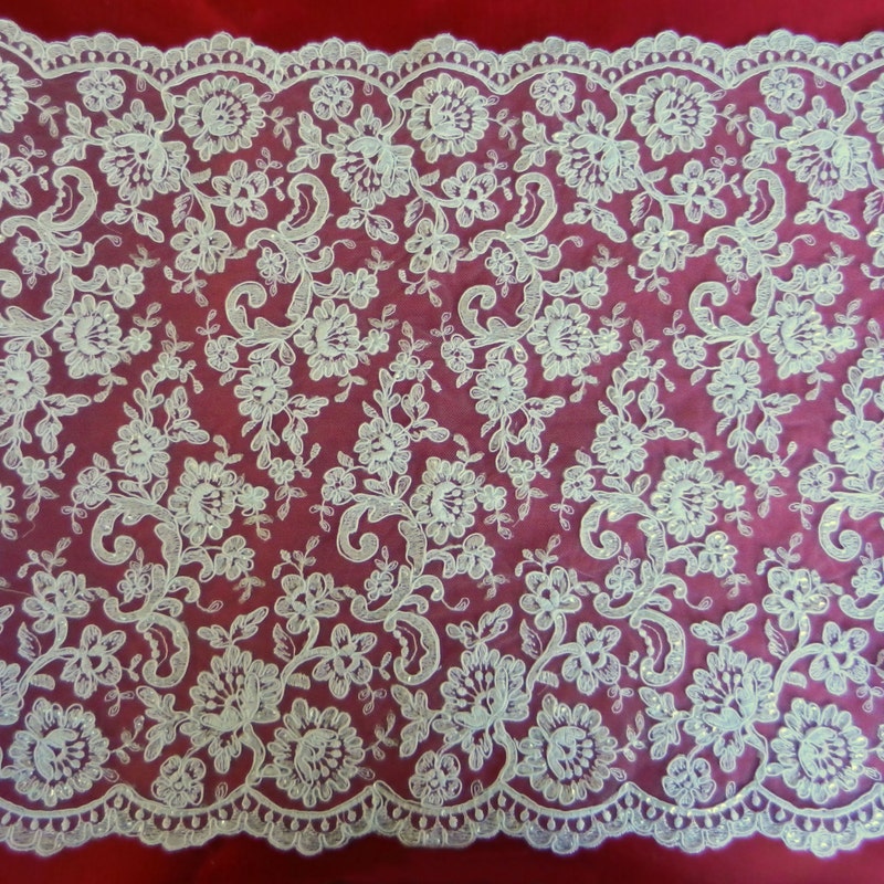 Brooke in Alencon Lace