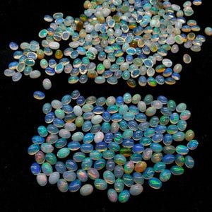 Cabujón ovalado de ópalo etíope natural de calidad AAA+++, 6 x 4 mm, piedras preciosas sueltas de primera calidad Welo Fire para hacer joyas y regalar