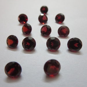 Natural Garnet Round Cut 6x6 mm - 5 Pcs Bag