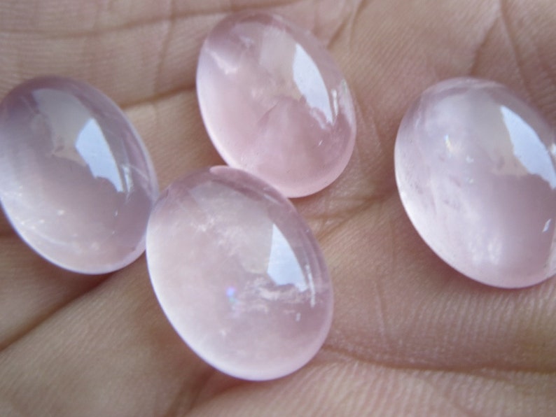 12.50 Cts Natural Rose Quarts Oval Cabochon 18x13 mm-1 Pcs