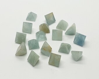 Natural Aquamarine Pyramid Shape Gemstone,Side Cut Aquamarie Pyramids,Pink Aquamarine Pyramids For Rings/Earrings/Bracelet/Necklace,8MM,1Pc