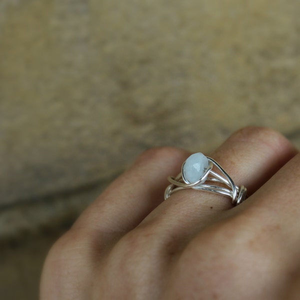 Silver Aquamarine Ring ( Wire wrapped ring, aqua jewelry , blue grey, blue ring, semi precious ring, stone ring, gemstone ring )