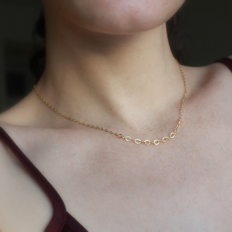 Gold Chain Necklace Dainty Gold Choker Simple Gold Necklace Delicate Jewelry Gold Filled Necklace Minimal necklace Minimalist jewelry Modern
