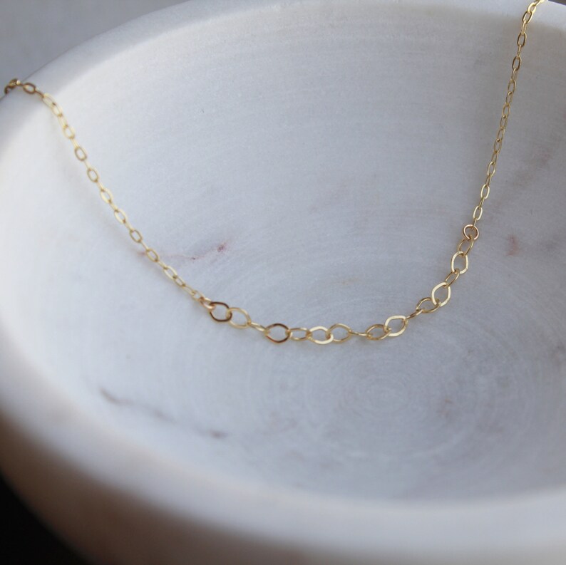 Gold Chain Necklace Dainty Gold Choker Simple Gold Necklace Delicate Jewelry Gold Filled Necklace Minimal necklace Minimalist jewelry Modern
