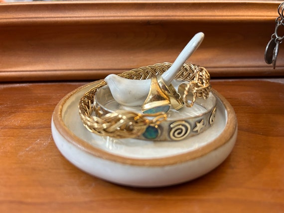 Ring dish, jewelry bowl, Earring holder, Songbird  , Wedding Ring Holder, jewelry keeper, handmade Pottery