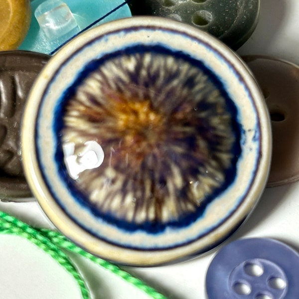 Porcelain buttons, round design, Rutile Blue  glaze, handmade pottery button, shank back ceramic button, clay buttons