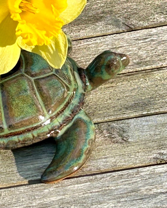 Sea Turtle Ikebana Vase: Stoneware Pottery Flower centerpiece , Floral Pin Frog, Kenzan
