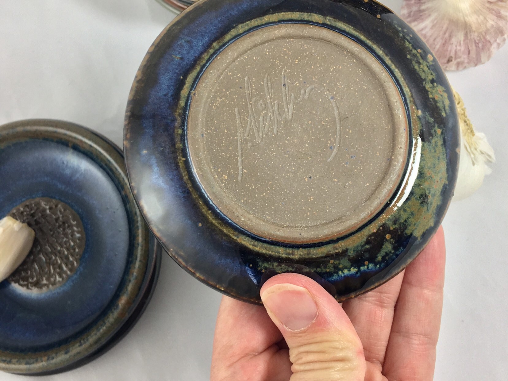 Garlic Grater Plate, Ceramic Garlic or Ginger Mincing Dish, oil and