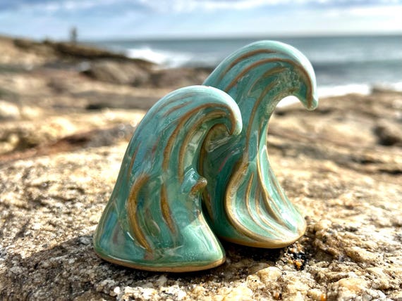 Salt and pepper shakers, Ocean Wave, Coastal table accessories, Beach theme tablewares, ceramic salt and pepper, handmade stoneware pottery