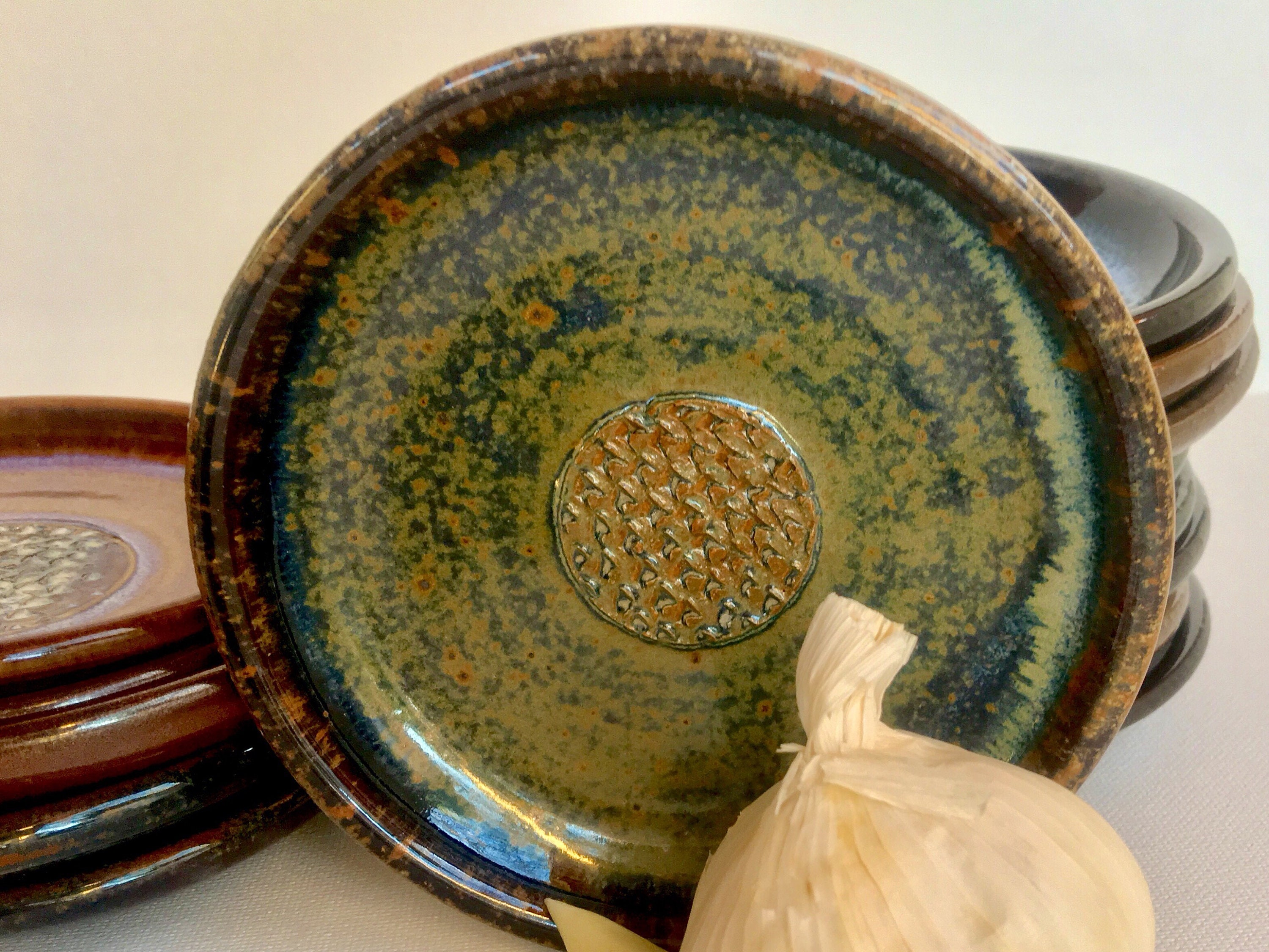 Garlic Grater Plate, Garlic and Oil Dipping Dish, Pottery Garlic Plate