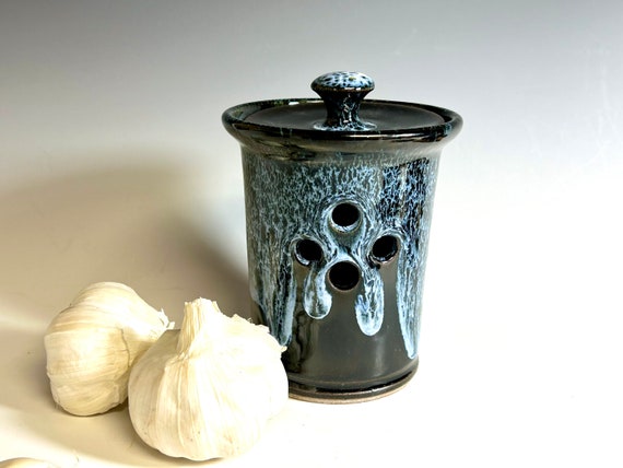 Garlic Cellar Keeper, Keep garlic cool and dry storage jar container, stoneware pottery jar with air vent holes