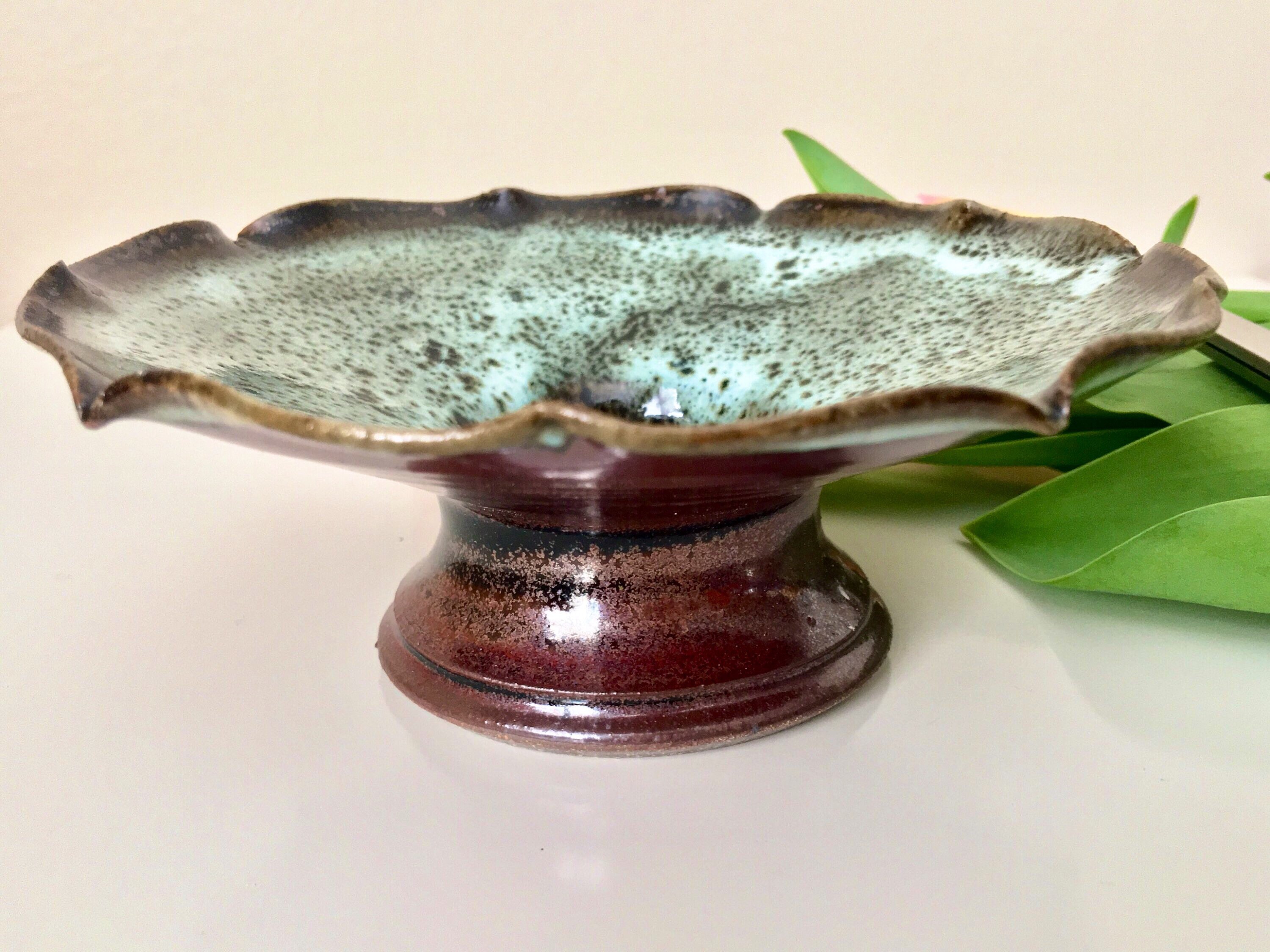 Ikebana with Pin Frog, Japanese Style Flower Arranging Vase