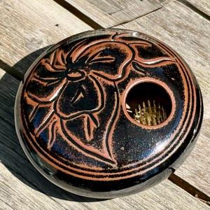 Ikebana Flower vase, pin frog porcelain vase with flower frog, permanently fixed Kenzan vase, flower arranging vase, handmade pottery