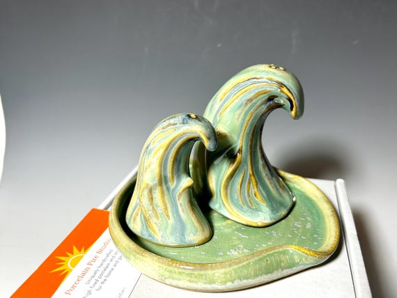 Epic Wave gift set, spoon rest and salt and pepper set, Stoneware, seafoam, green Nesting Wave, salt and pepper set with spoon rest gift
