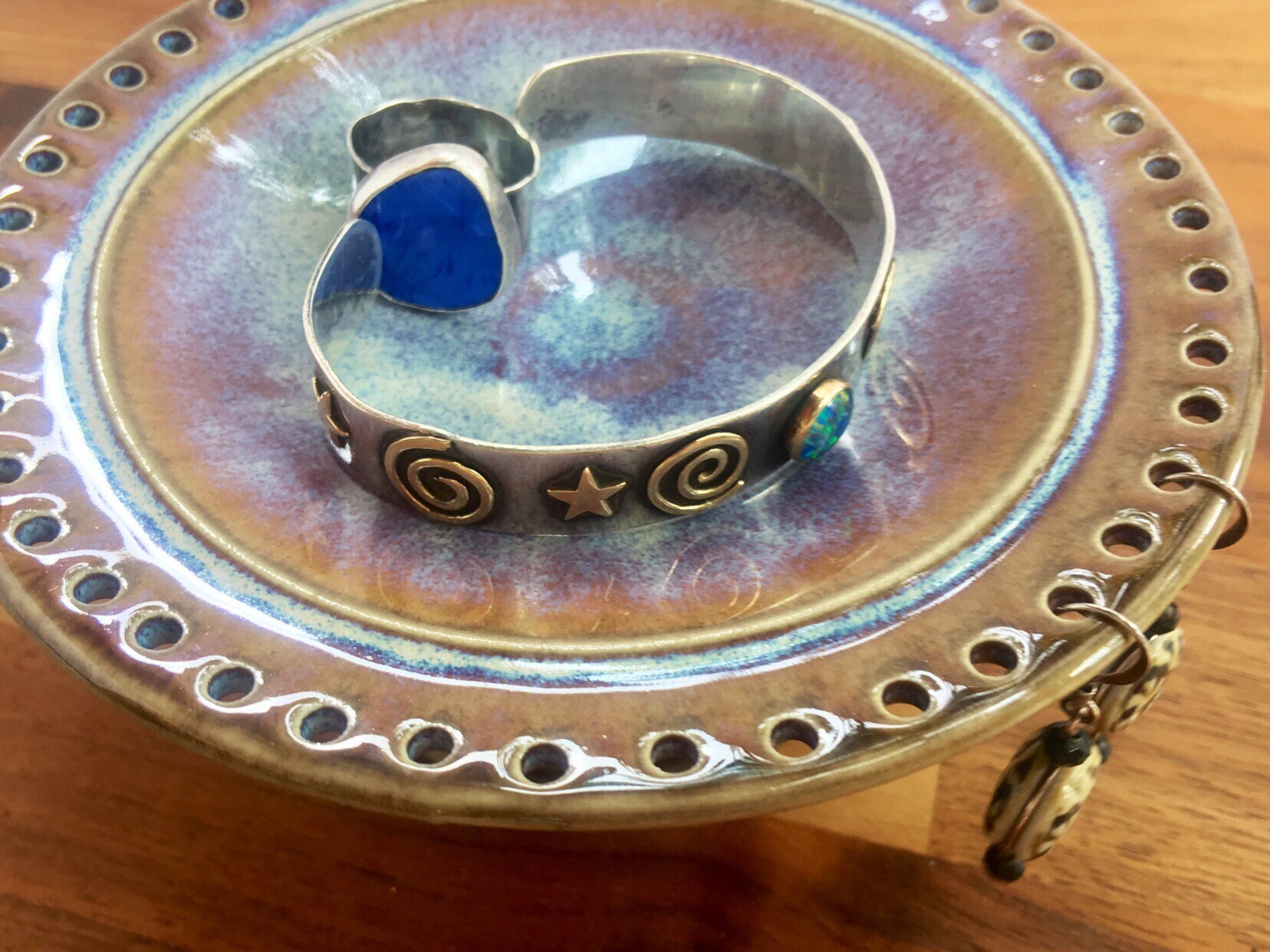 Jewelry Bowl, Porcelain Pedestal jewelry dish, earring tree, Earring