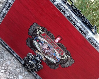 Medium size box Black Red Copper London Club Punch Cigar Box for Crafting