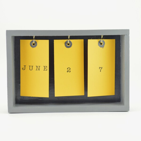 Wooden Desk Calendar, Desk Calendar, Wooden Perpetual Calendar, Wooden Calendar, Office Decor, Desk Decor, Desk Accessories