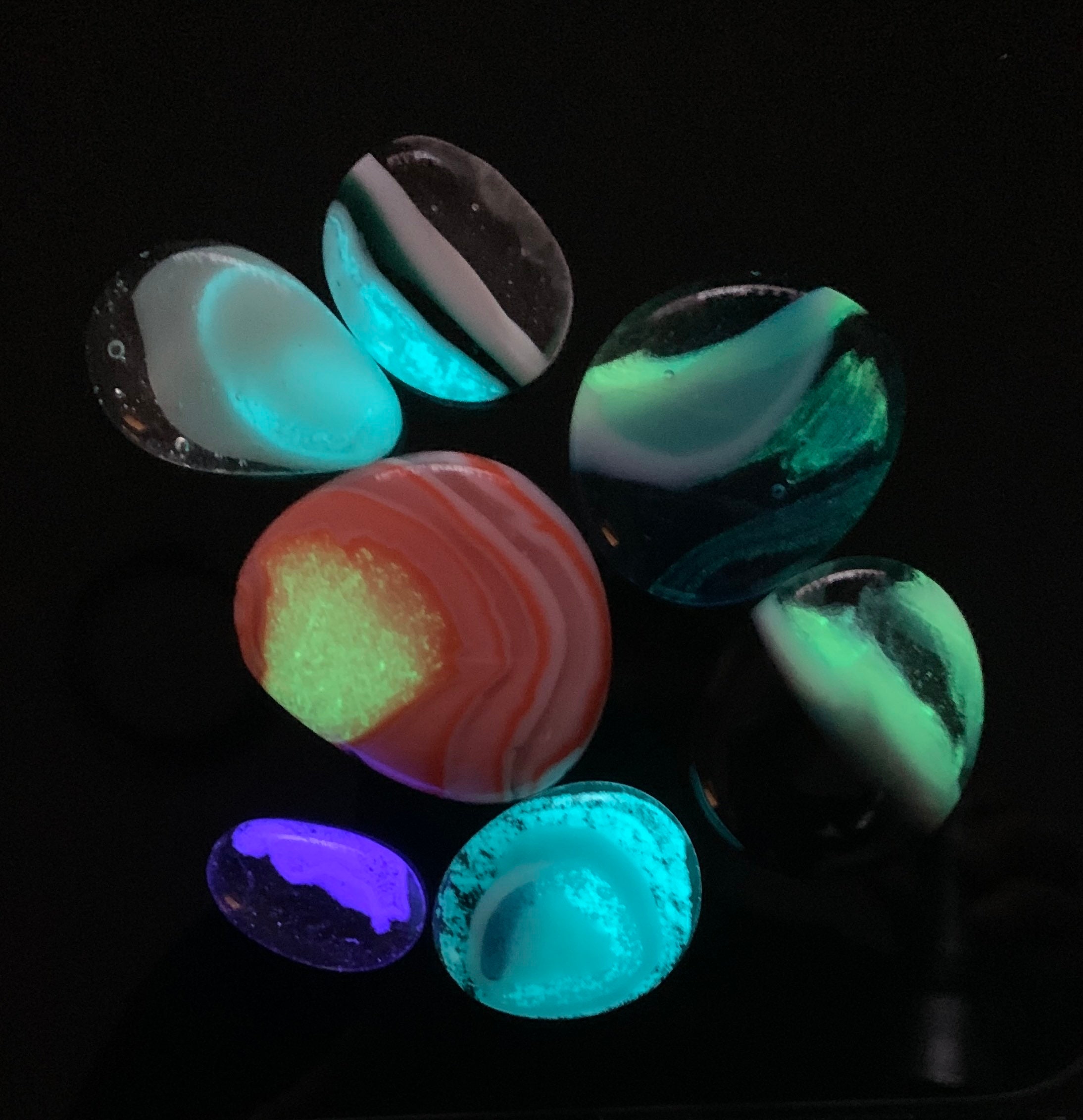 90COE 2,3 or 5 ounce mix of GeoGlows/ Cabochons
