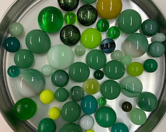 MOSAIC Mix of Green Glass Dots - NON-FUSIBLE