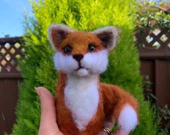 Small needle felted fox sculpture