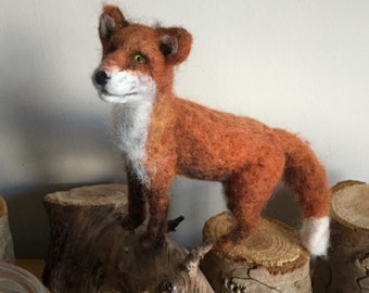 Needle felted fox, 2 styles to choose from.