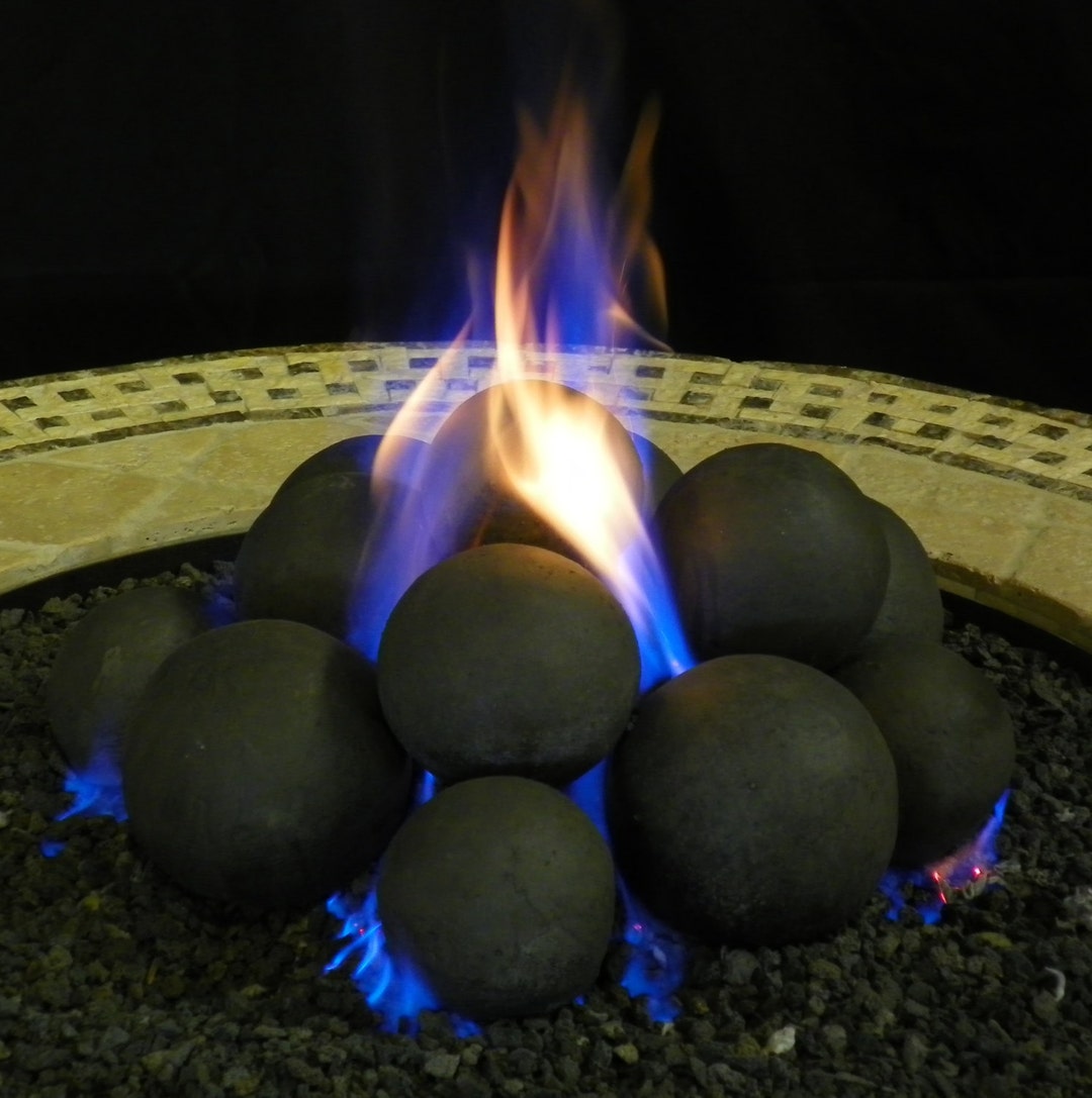 Ceramic fire ball spheres, cannon balls and fireplace fireballs