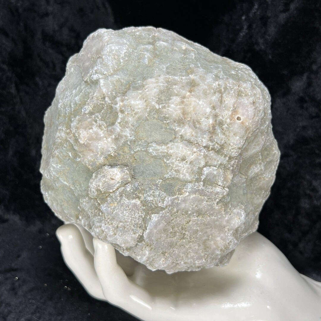 Quartz Rattler Unopened Geode 5-1/4
