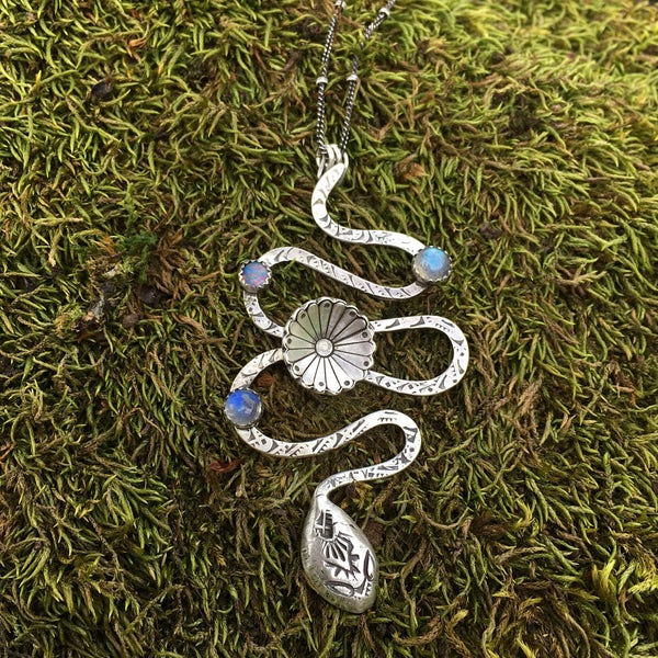 Gardien de jardin... Collier serpent en argent sterling