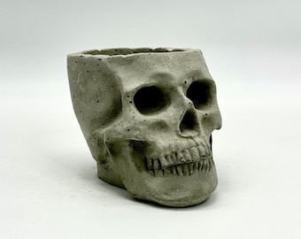 Concrete Skull Planter 4”