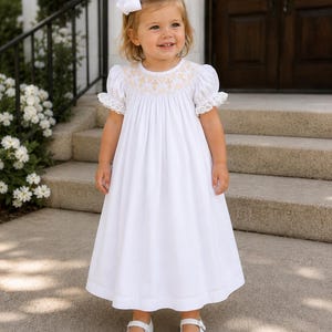 girls cream lace dress Bow Dreams Girls Cream Dress Size 7 Easter Flower Girl Spring flocked lace
