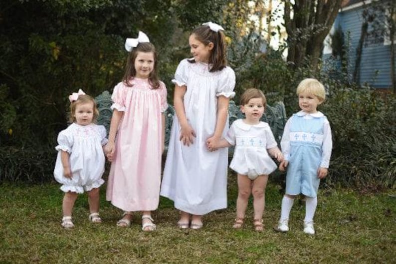 Robe croisée à smocks blanche avec croix roses - baptême, baptême, bébé fille, robe ancienne, demoiselle d'honneur, style Bishop 128 * G image 6