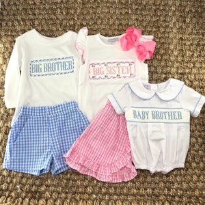 Chemise à smocks grande soeur Shorts vendus séparément Coordonner les tenues de bébé frère et petite soeur, sexe révélateur, bébé fille, cadeau pour bébé image 3