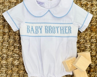 Baby Brother Smocked Bubble - Coordinación de trajes de Gran Hermano y Hermana Mayor, Revelación de género, Traje de hogar desde el hospital, Bebé Niño