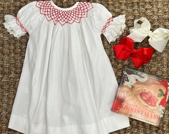 white christmas dresses Lulu Bebe Girls White Smocked Christmas Dress main image 0