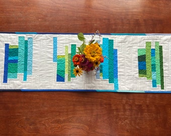 Langer moderner Tischläufer, feste Stoffe, schmale Wandkunst, originelles Design