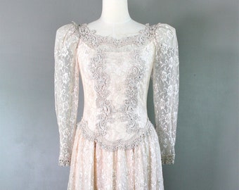 Yesterday - 1980 -  Victorian Inspired - Blushing Pink Lace - by Cache - Estimated size S