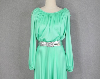 1970s - Mint Green Maxi Dress - Peekaboo Sleeve - Disco Dress - Accordion Skirt - Retro