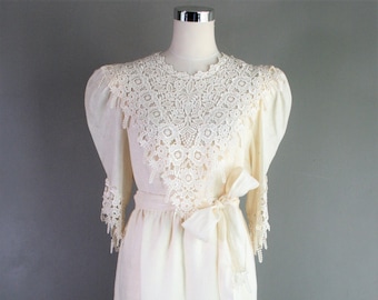 1980&#39;s - Puff Sleeve - Short Wedding Dress  - Circa 1980 - Two Piece - Linen and Lace - Lined skirt