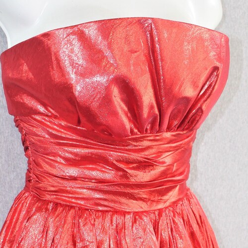 Mike Benet, 1980s RED metallic lame, Strapless, Holiday Ball, formal, Fit shops and Flare Formal , size 2/4