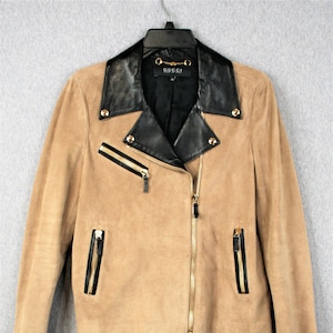 【優雅なスタイリングへ♪】GUCCI Suede jacket Gucci Fall 1997 Ponyhair Leather Jacket – Studded Petals Vintage