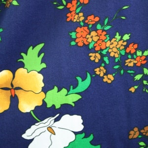 1970 Keram Nylon Knit Navy floral Print, Trimmed in bright Green image 4